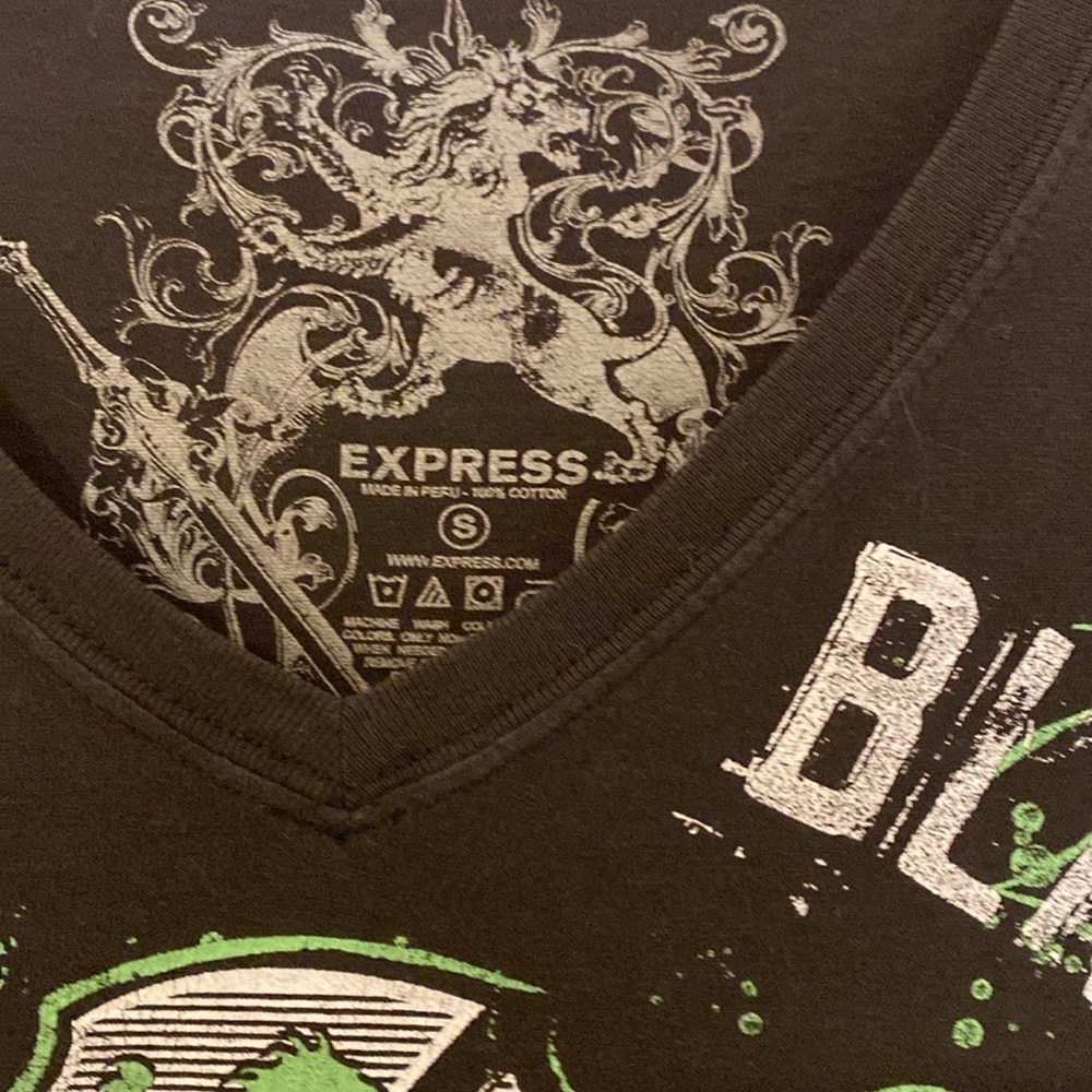 Express Shirt - Picture 2 of 3